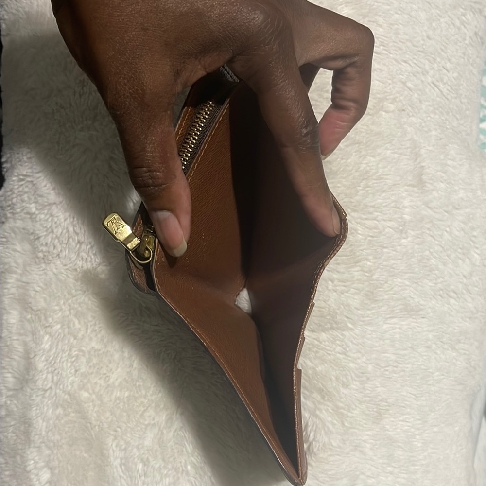 Authentic Louis Vuitton Monogram Compact Zip Bifold Wallet - Picture 9 of 14